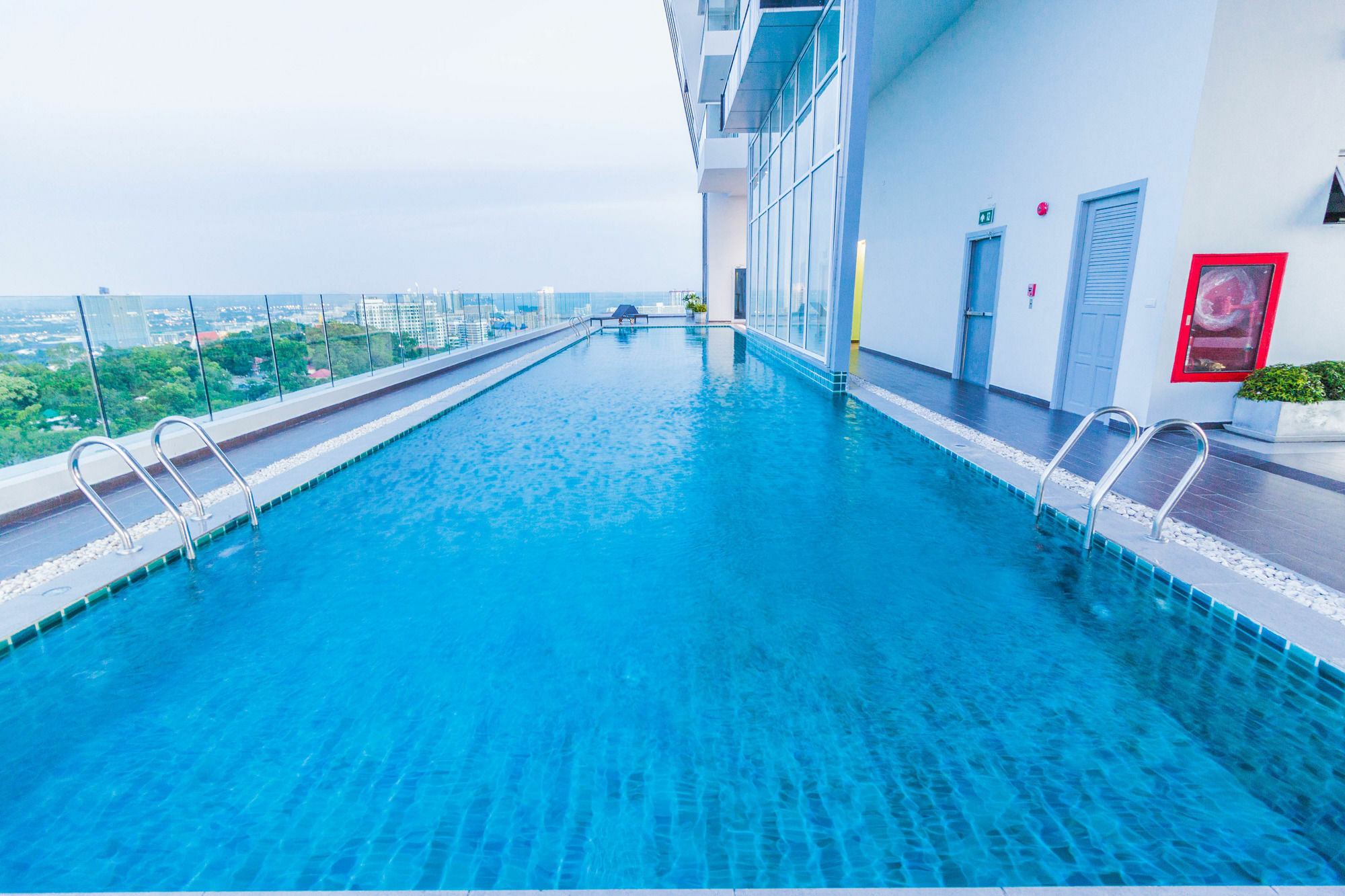 Vision Pratumnak By Pattaya Sunny Rentals Exterior photo